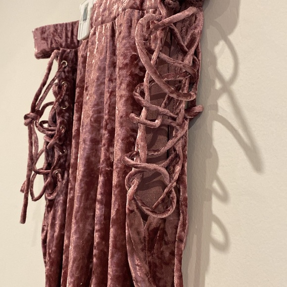 Pants - Picture 2 of 3